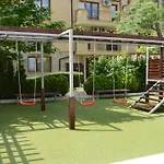 Apartment Bratanov Harmony 3 Jungle
