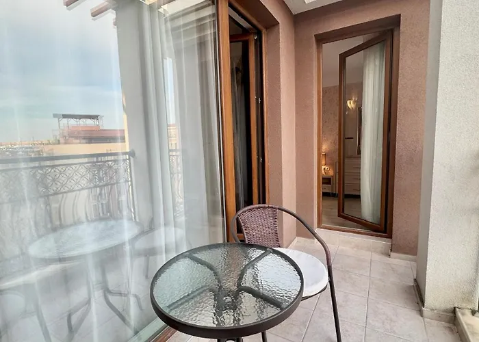 Appartamento Bratanov Harmony 3 Jungle