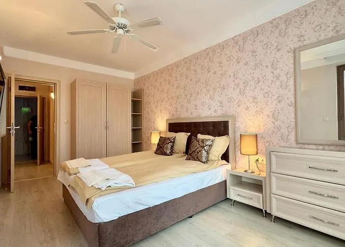 Appartamento Bratanov Harmony 3 Jungle *