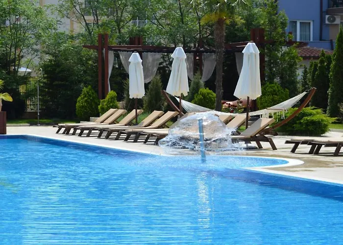 Апартаменты Bratanov Harmony 3 Jungle Солнечный берег