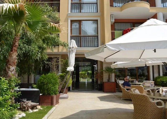 Bratanov Harmony 3 Jungle Апартаменты