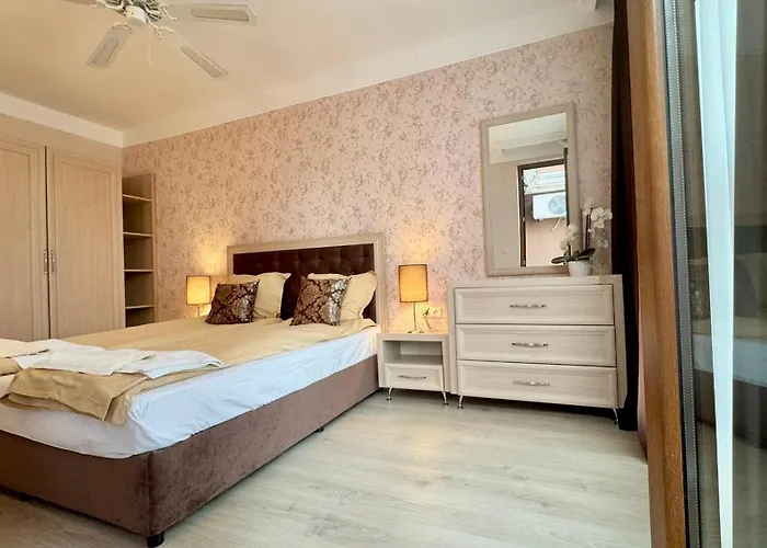 Bratanov Harmony 3 Jungle Апартаменты *