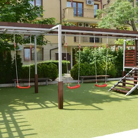 Apartament Bratanov Harmony 3 Jungle