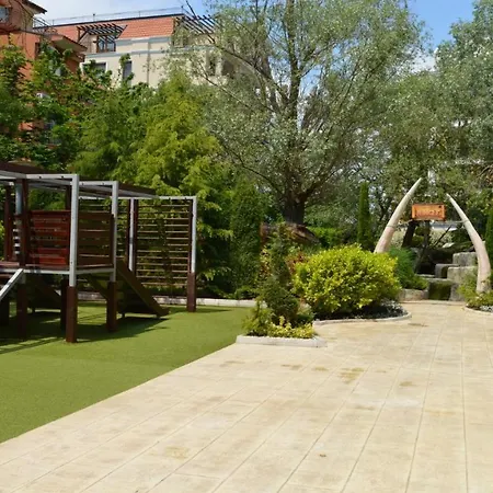 Apartament Bratanov Harmony 3 Jungle