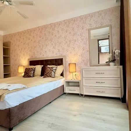 Bratanov Harmony 3 Jungle Apartment
