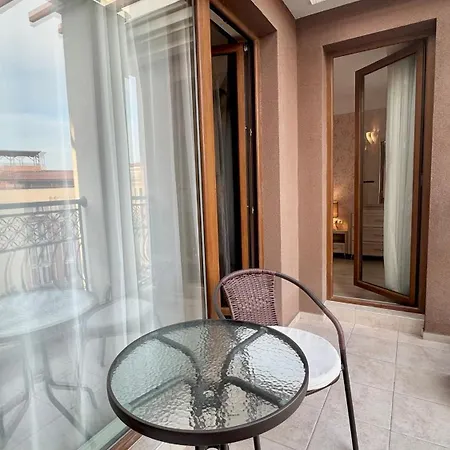 Apartment Bratanov Harmony 3 Jungle